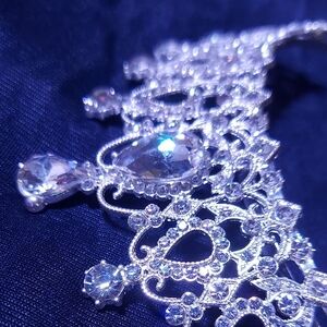 Elegant Tiara with Crystal Accents